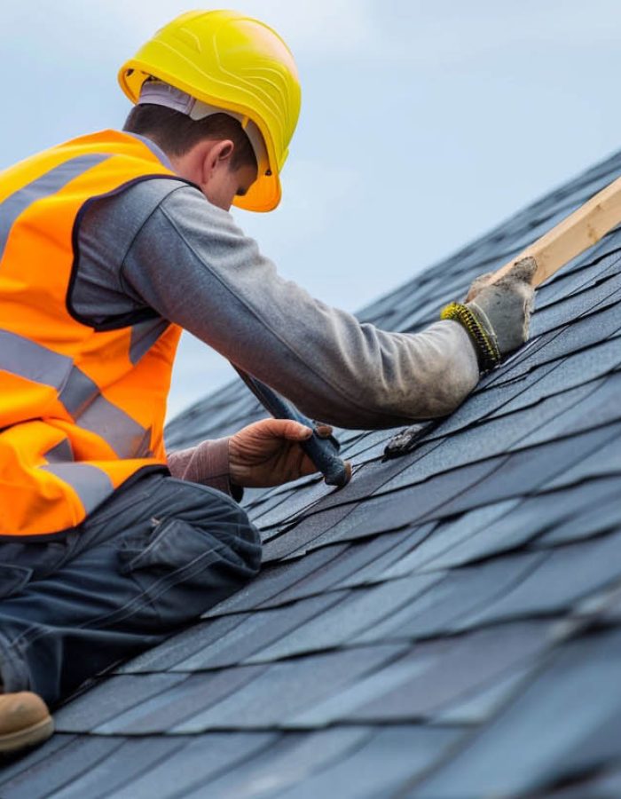 What It Really Means When a Roofer Is “Licensed and Insured” 4