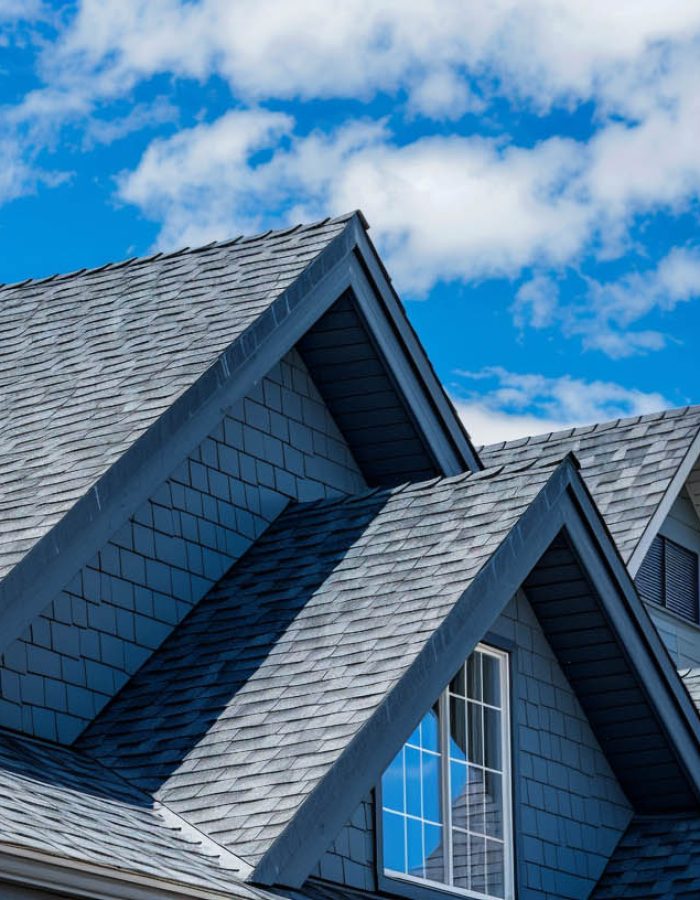 What It Really Means When a Roofer Is “Licensed and Insured”